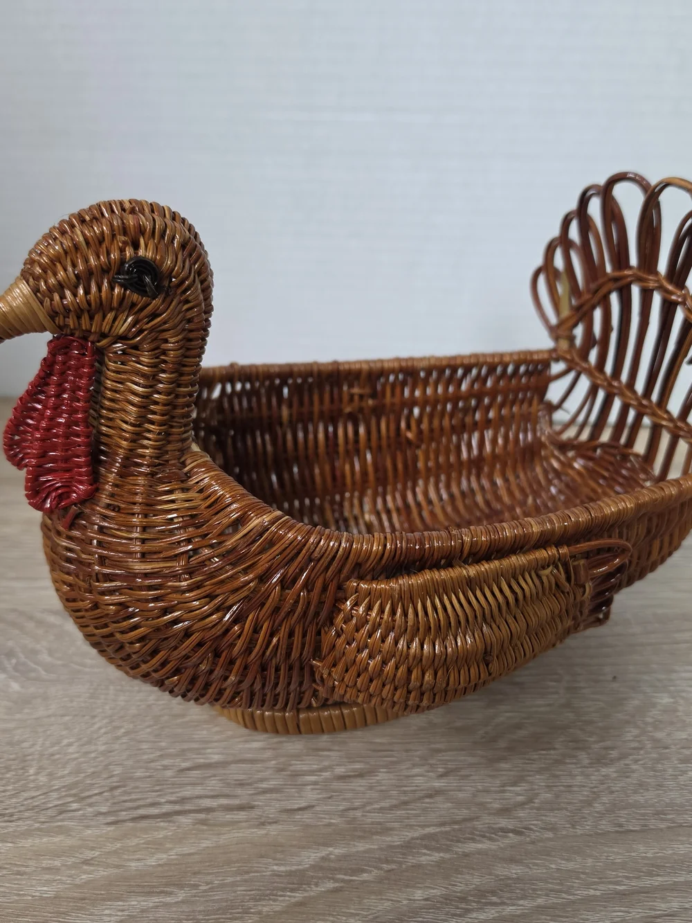 Vintage AVON Wicker Turkey Woven Rattan Bread Basket Thanksgiving Fall Decor